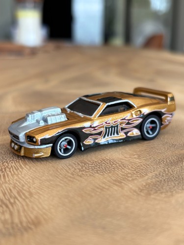 Hot wheels custom - hot,