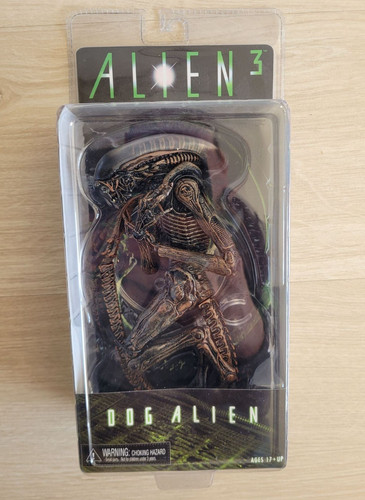 Alien dog - 3,